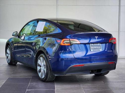2023 Tesla Model Y AWD