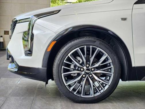2025 Cadillac XT4 Sport