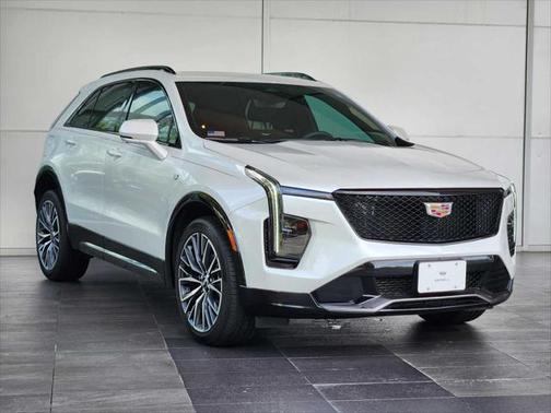 2025 Cadillac XT4 Sport