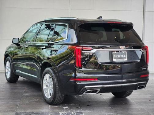2025 Cadillac XT6 Luxury FWD