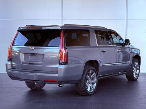 2018 Cadillac Escalade ESV Premium Luxury