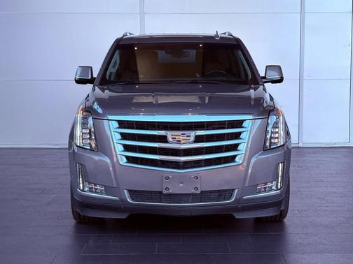2018 Cadillac Escalade ESV Premium Luxury