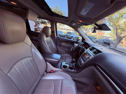 2014 GMC Acadia Denali