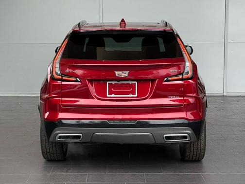 2025 Cadillac XT4 Sport