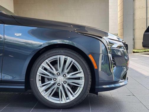 2026 Cadillac CT4 Premium Luxury RWD