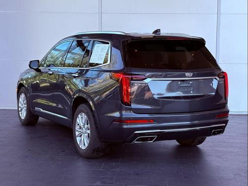 2023 Cadillac XT6 Luxury FWD