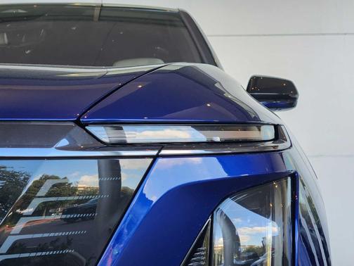 2026 Cadillac VISTIQ Sport