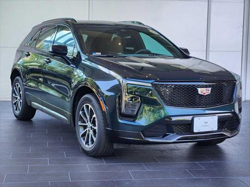 2025 Cadillac XT4 Sport