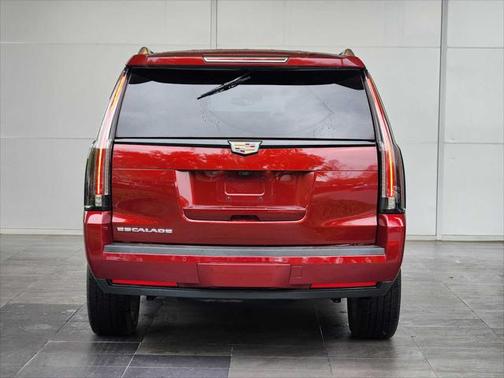 2019 Cadillac Escalade Platinum