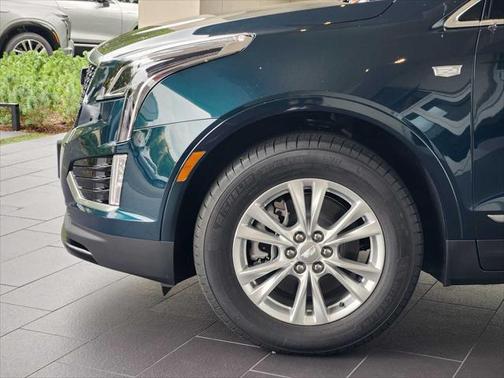 2025 Cadillac XT5 Luxury