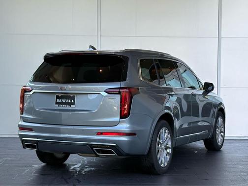 2023 Cadillac XT6 Premium Luxury FWD