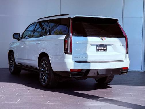 2023 Cadillac Escalade Sport Platinum