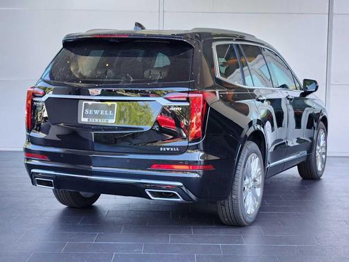 2025 Cadillac XT6 Premium Luxury FWD