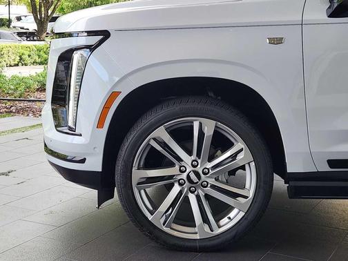 Vibrant White Tricoat 2026 Cadillac Escalade Sport