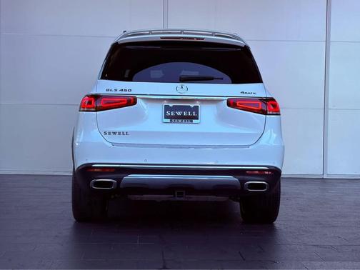 2022 Mercedes-Benz GLS 450 4MATIC