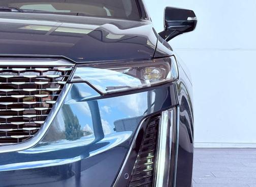 2025 Cadillac XT6 Luxury FWD