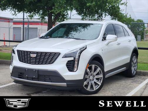 2023 Cadillac XT4 Premium Luxury