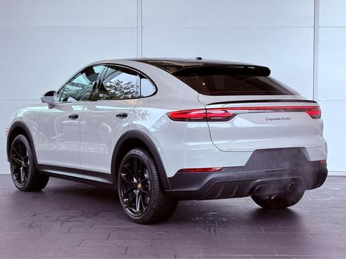 2023 Porsche Cayenne Turbo