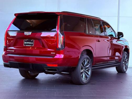 2023 Cadillac Escalade ESV Sport