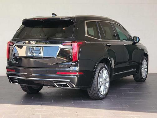 2025 Cadillac XT6 Premium Luxury FWD