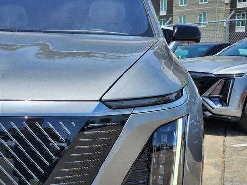 2026 Cadillac VISTIQ Luxury