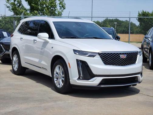 2025 Cadillac XT6 Luxury FWD