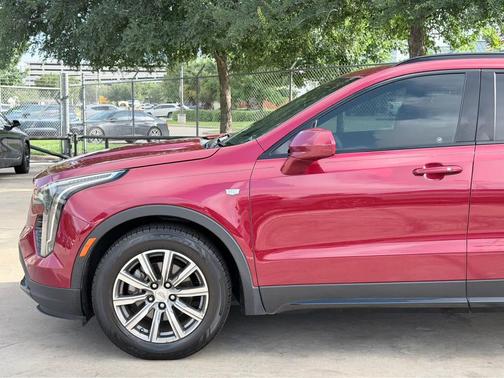 Red Horizon Tintcoat 2019 Cadillac XT4 Sport