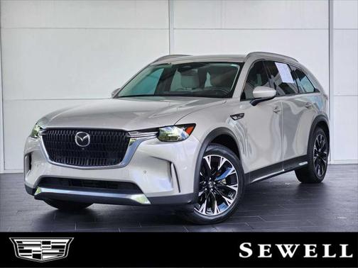 2024 Mazda CX-90 PHEV Premium Plus