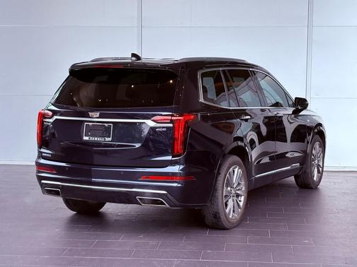2021 Cadillac XT6 Premium Luxury FWD