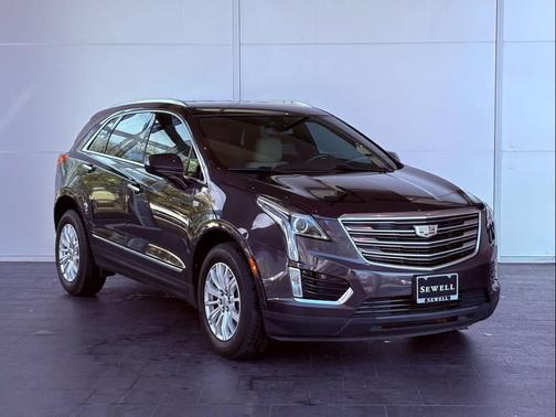 2017 Cadillac XT5 Base