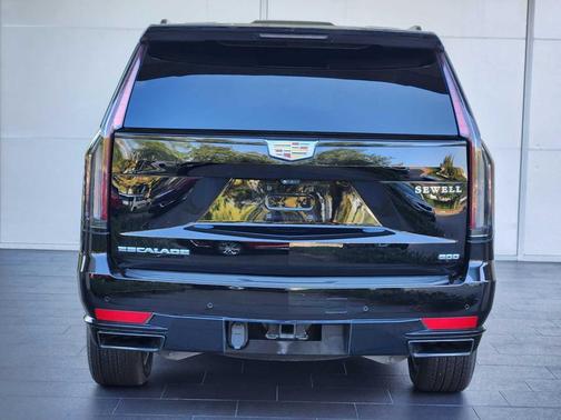2023 Cadillac Escalade ESV Sport