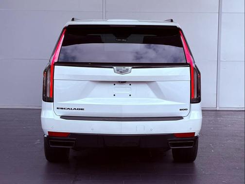 2022 Cadillac Escalade ESV Sport Platinum