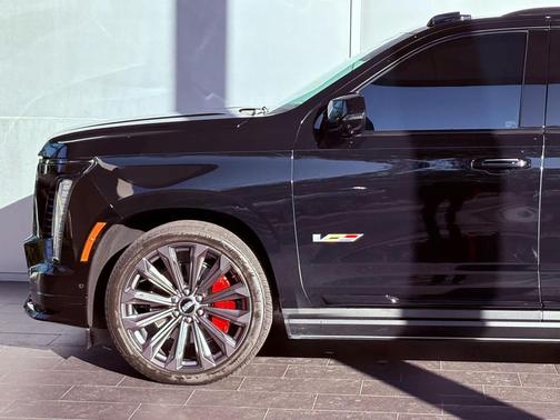 2025 Cadillac Escalade V-Series