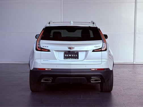 2022 Cadillac XT4 Sport