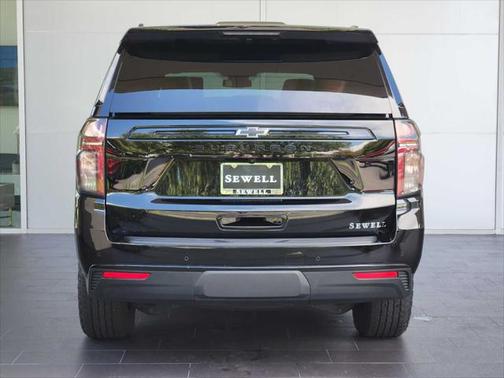 2023 Chevrolet Suburban 4WD Z71
