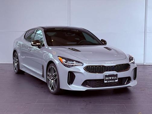 2022 Kia Stinger GT2