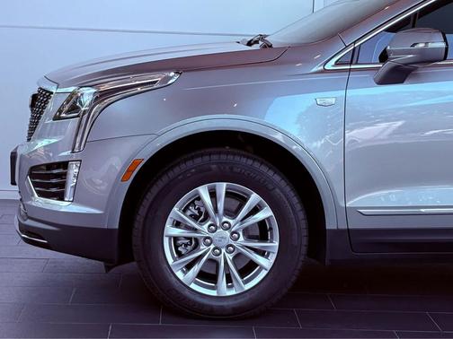 2025 Cadillac XT5 Luxury