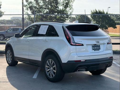 Crystal White Tricoat 2023 Cadillac XT4 Sport