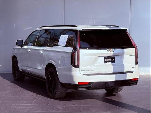 2023 Cadillac Escalade ESV Sport