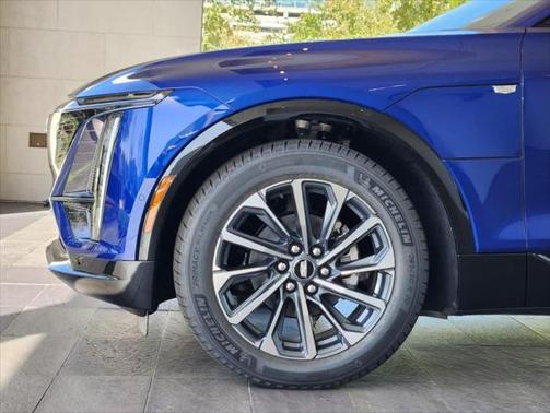 2025 Cadillac LYRIQ Sport w/1SF