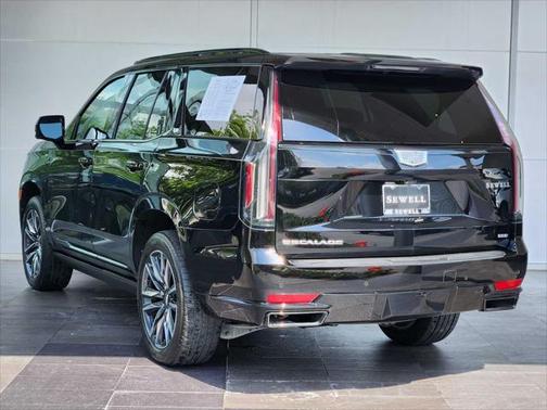 2021 Cadillac Escalade Sport