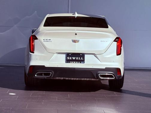 2022 Cadillac CT4 Luxury