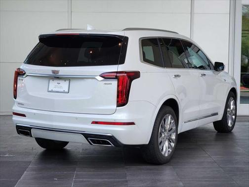 2023 Cadillac XT6 Premium Luxury FWD