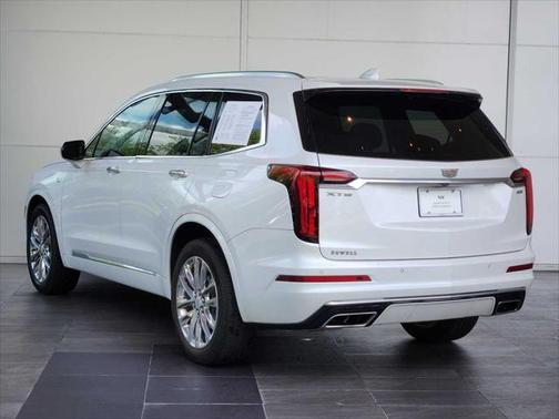 2023 Cadillac XT6 Premium Luxury FWD