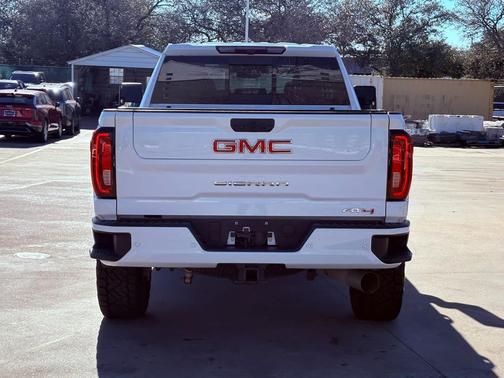 2023 GMC Sierra 2500 AT4