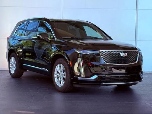 2025 Cadillac XT6 Luxury FWD