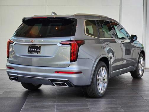 2025 Cadillac XT6 Premium Luxury FWD