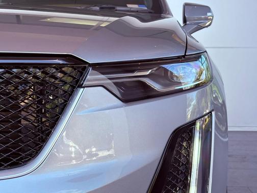 2025 Cadillac XT6 Sport AWD