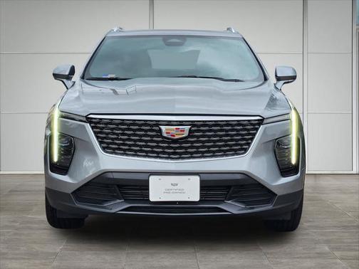 2024 Cadillac XT4 Luxury
