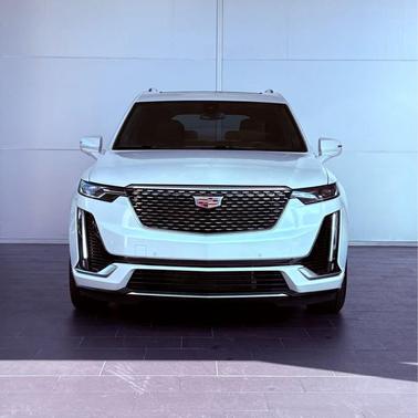 2025 Cadillac XT6 Premium Luxury FWD